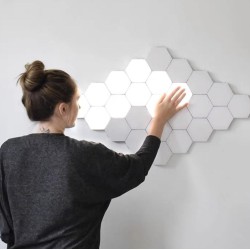 لمبات اضاءة خليه حساس سداسي 6 قطع مع ريموت لمبات اضاءة خليه حساس سداسي 6 قطع مع ريموت