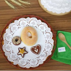 ورق دانتيل مقاس 25 سم * 100 حبة ورق دانتيل مقاس 25 سم * 100 حبة