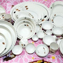 طقم سفرة ميلامين 65 قطعه طقم سفرة ميلامين 65 قطعه