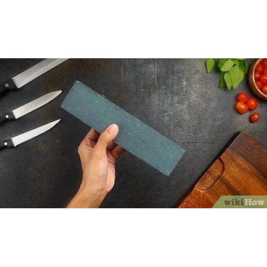 مسن سكاكين حجر وسط