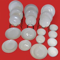 طقم سفرة سيراميك ابيض صافي 24 قطعة