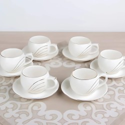 طقم فناجين واكواب مع سياسر ملكي بخط ذهبي انيق