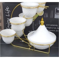 طقم فناجين سيراميك راقي مع تمارة