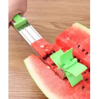 قطاعة بطيخ الى مربعات صغيرة